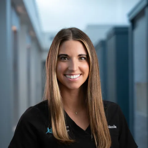Dr. Nicole, Associate Dentist
